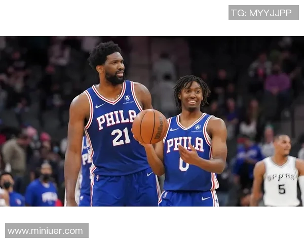 恩比德、乔治、马克西三巨头助阵!历史首次三名球员同队签下两亿合同